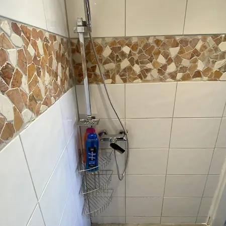 Apartmán 20 Minutes From Center W Coffee, Tea, Tv, And Parking *