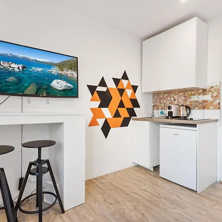 20 Minutes From Center W Coffee, Tea, Tv, And Parking Bratysława