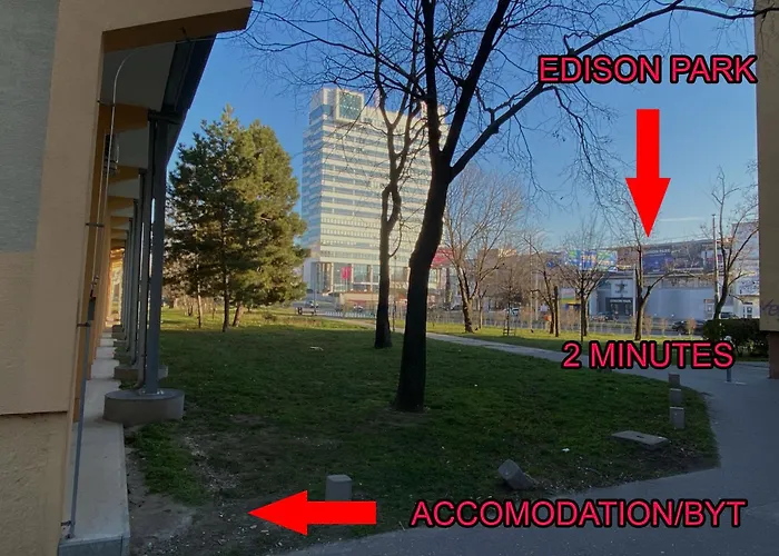 20 Minutes From Center W Coffee, Tea, Tv, And Parking * Bratislava